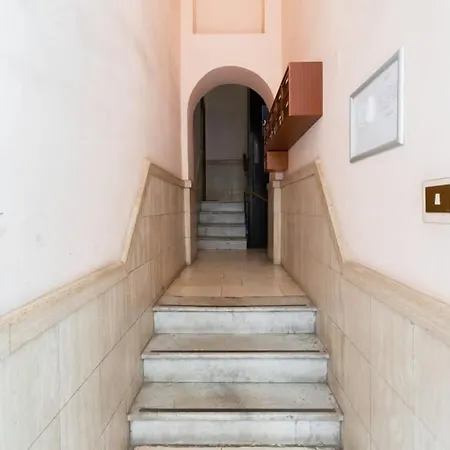 Daire Romana House - Vatican District