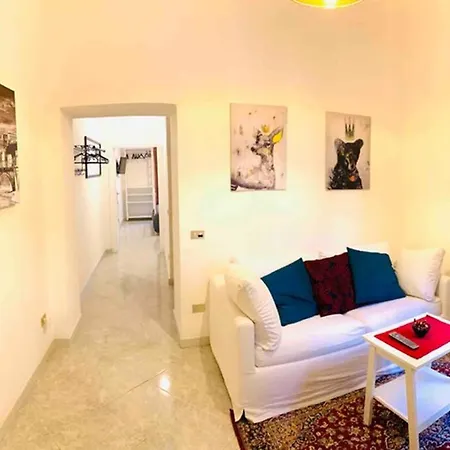 Romana House - Vatican District Daire
