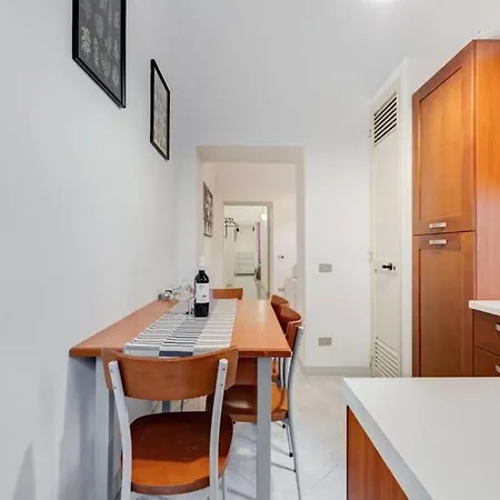 Romana House - Vatican District